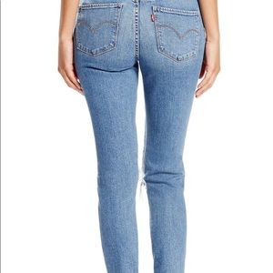 Levi’s 721 High Rise Skinny Jeans